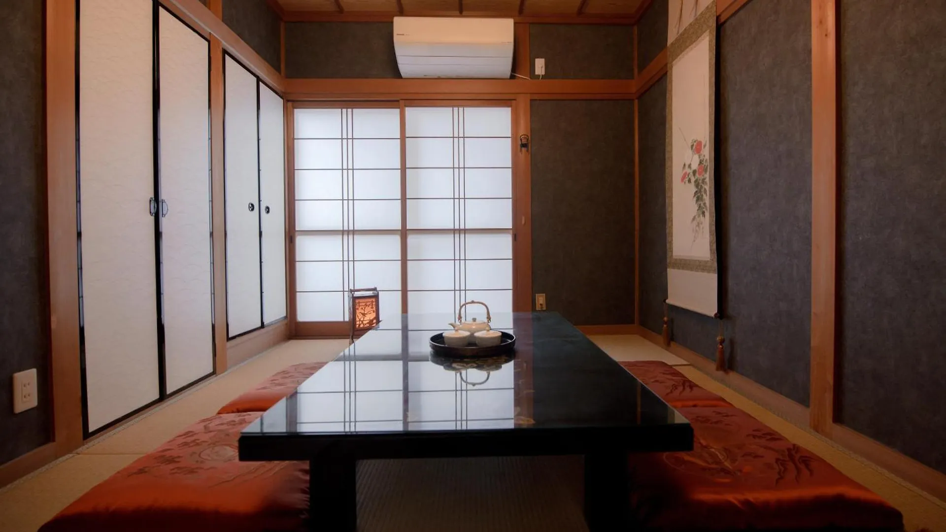 Gion Donguri An contacts